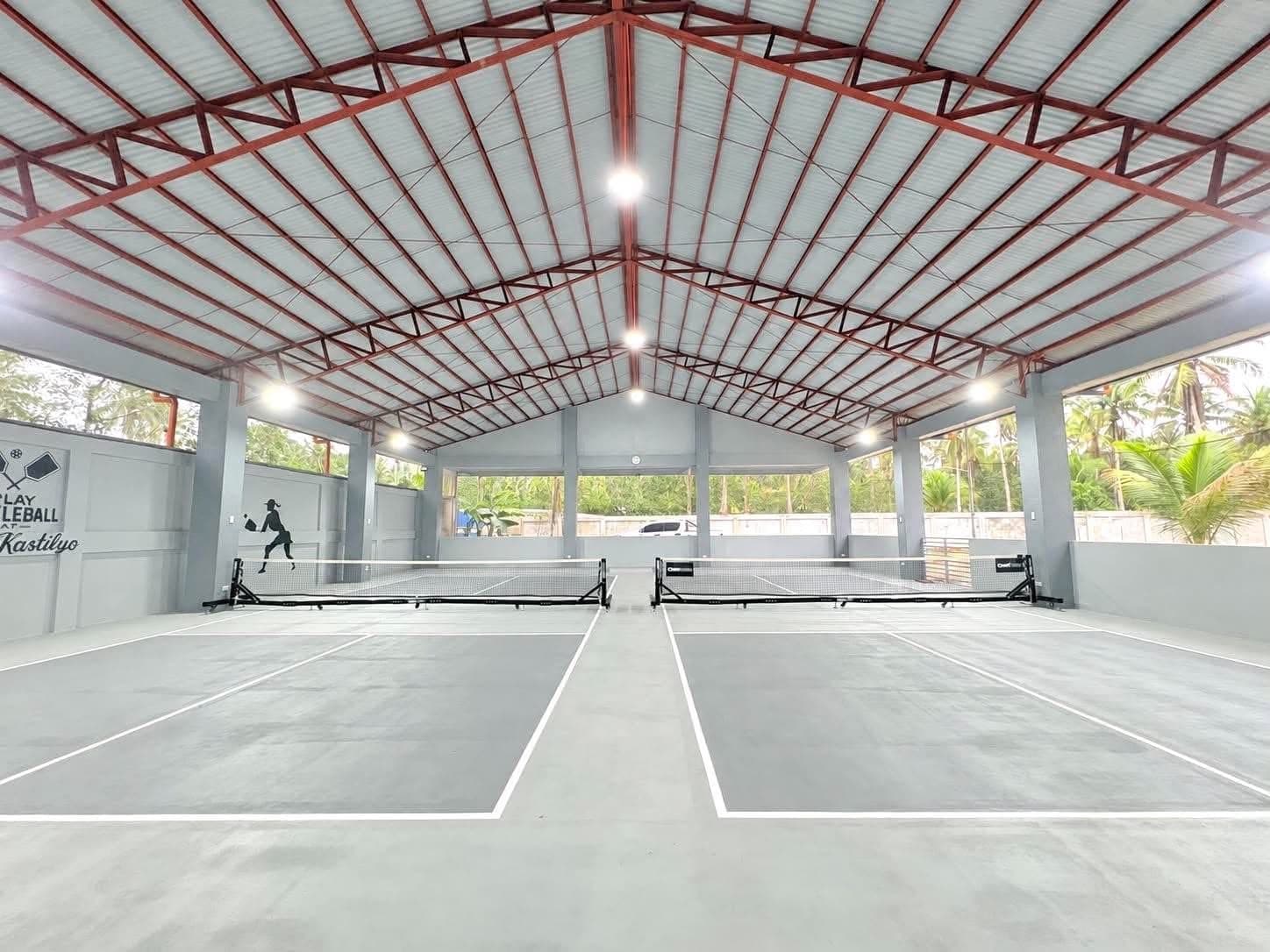 The covered pickleball courts at Casa Kastilyo
